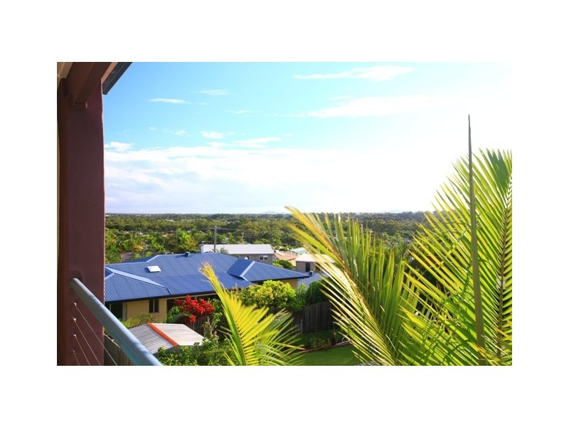 17 Kalinda Avenue, Mooloolaba QLD 4557