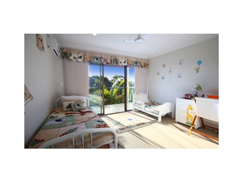 17 Kalinda Avenue, Mooloolaba QLD 4557