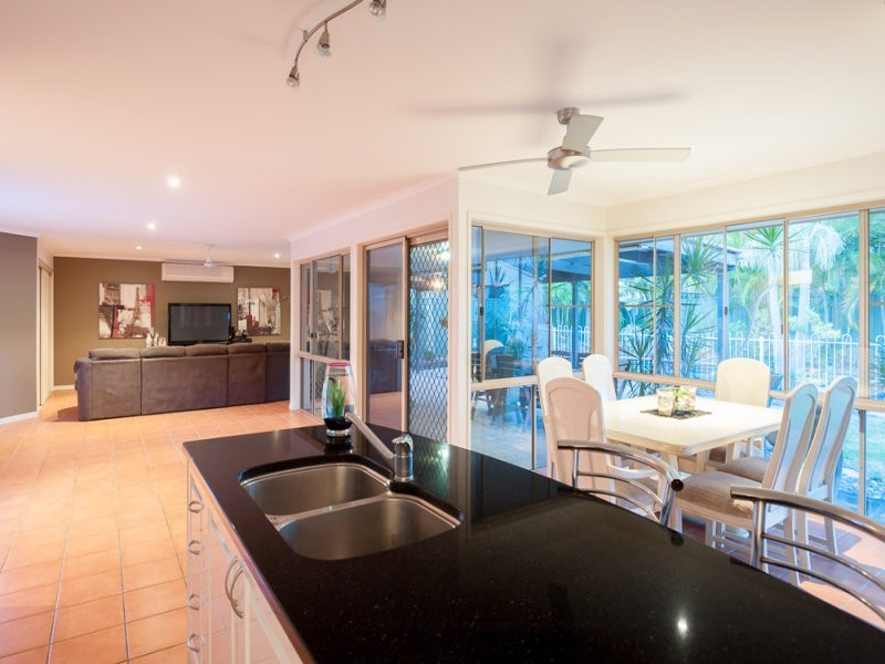 5 Mara Close, Mountain Creek QLD 4557