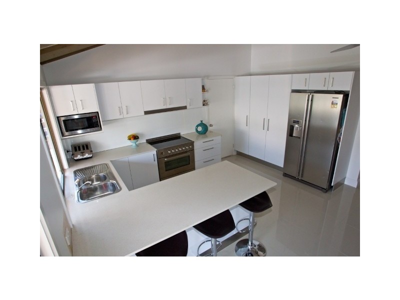 40 Lawrence Street, Mooloolaba QLD 4557