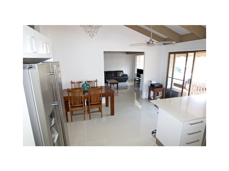 40 Lawrence Street, Mooloolaba QLD 4557