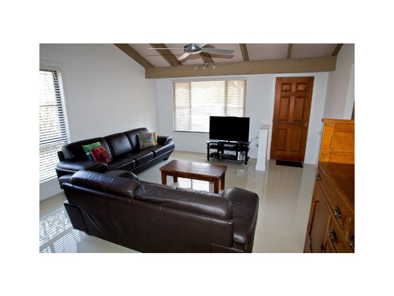 40 Lawrence Street, Mooloolaba QLD 4557