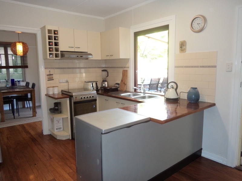 227 Broadwater Ave West, Maroochydore QLD 4558