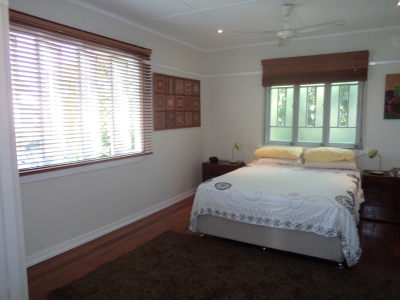 227 Broadwater Ave West, Maroochydore QLD 4558