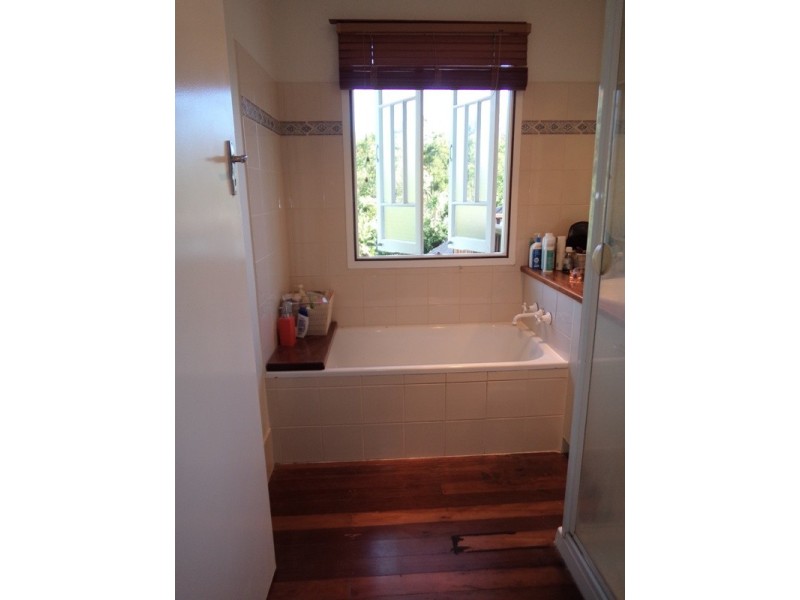 227 Broadwater Ave West, Maroochydore QLD 4558