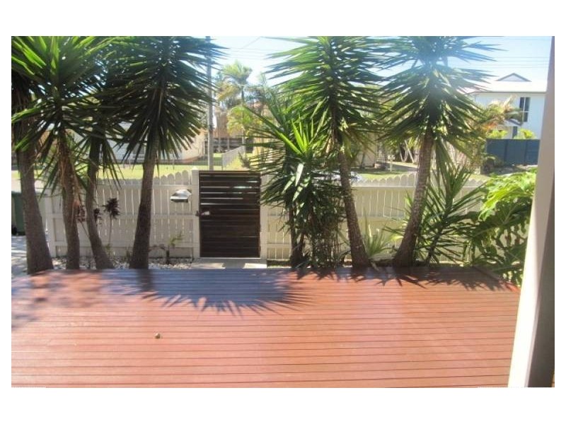 227 Broadwater Ave West, Maroochydore QLD 4558