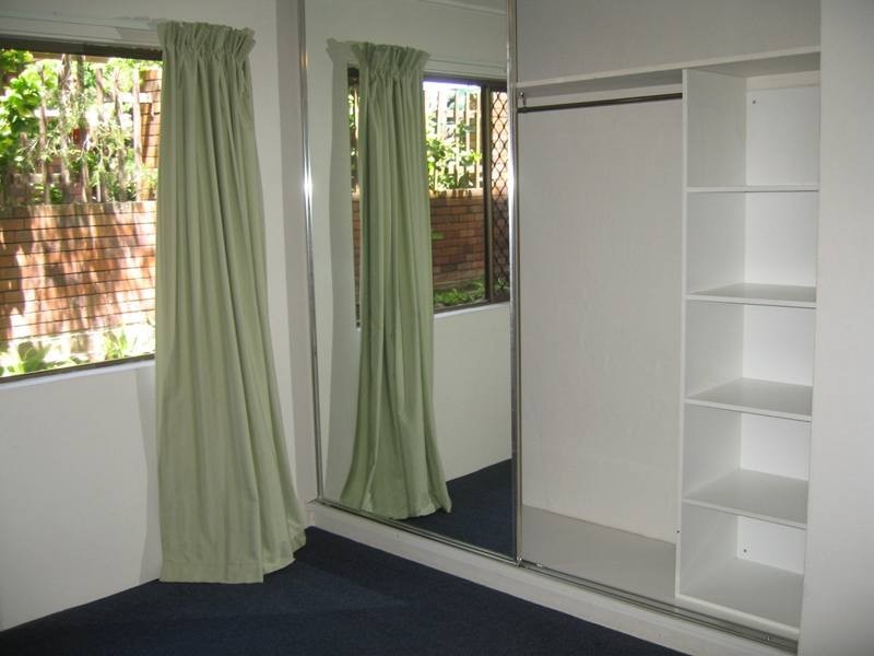 2/77 Buderim Avenue, Mooloolaba QLD 4557