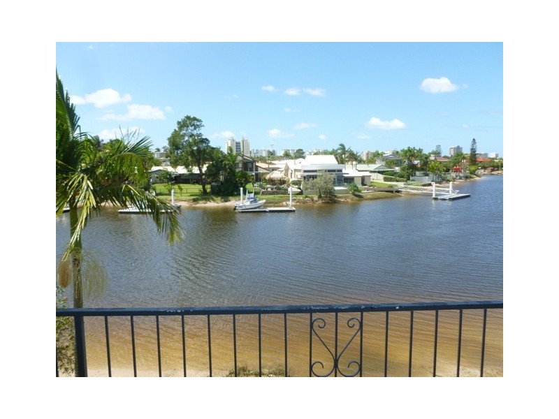 4/9 Quondong Street, Mooloolaba QLD 4557