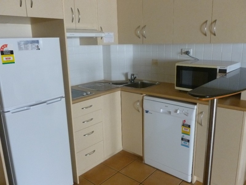 Unit 207 / 180 Alexandra Parade ‘Alexandra Beach Resort’, Alexandra Headland QLD 4572