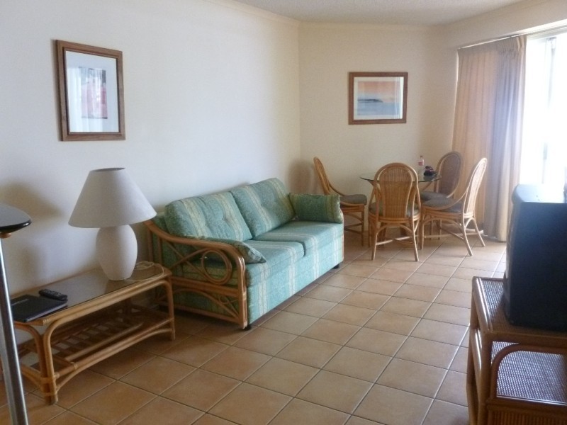 Unit 207 / 180 Alexandra Parade ‘Alexandra Beach Resort’, Alexandra Headland QLD 4572