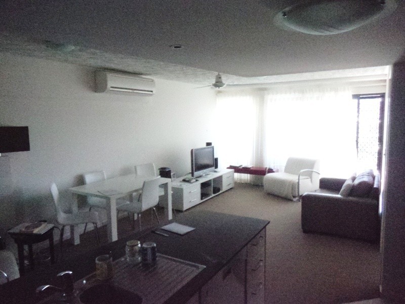 42/10 Grand Parade “Azure”, Parrearra QLD 4575