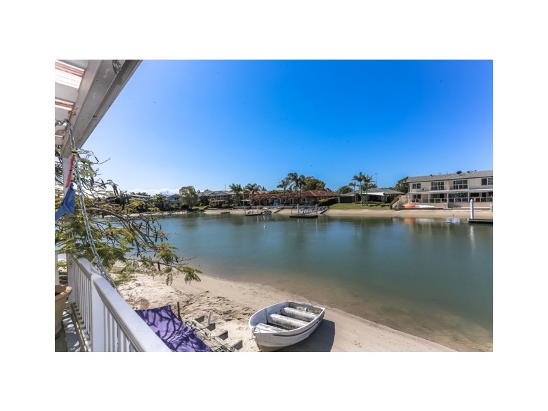 11a Admirals Court, Mooloolaba QLD 4557