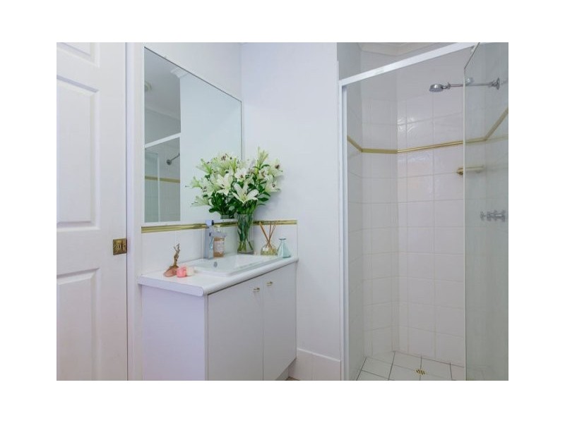 6 Honeymyrtle Court, Mountain Creek QLD 4557