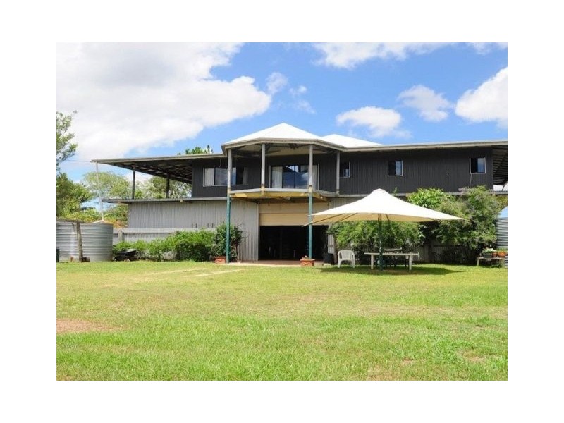 310 Memorial Drive, Eumundi QLD 4562