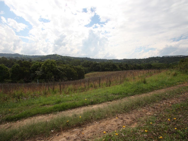 310 Memorial Drive, Eumundi QLD 4562