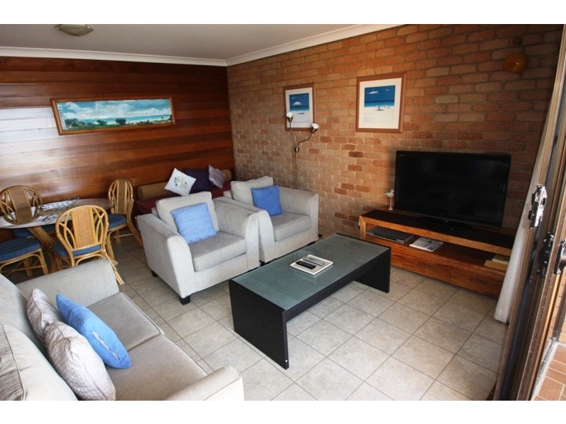 11/48 Parkyn Parade (Illawong), Mooloolaba QLD 4557