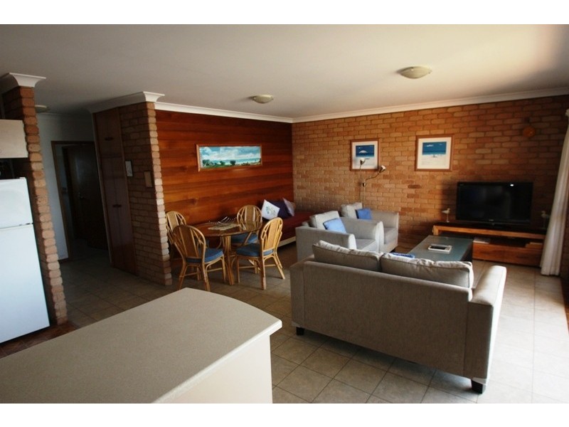 11/48 Parkyn Parade (Illawong), Mooloolaba QLD 4557
