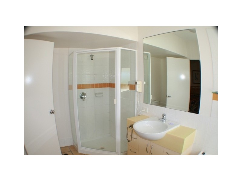 428/180 Alexandra Parade (Alex Beach Resort), Alexandra Headland QLD 4572