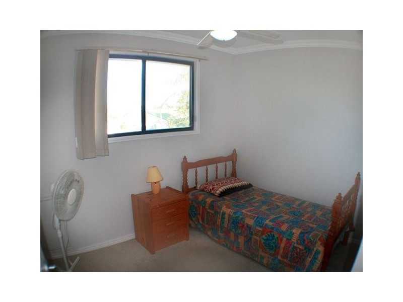 27A Oomoo Street, Buddina QLD 4575