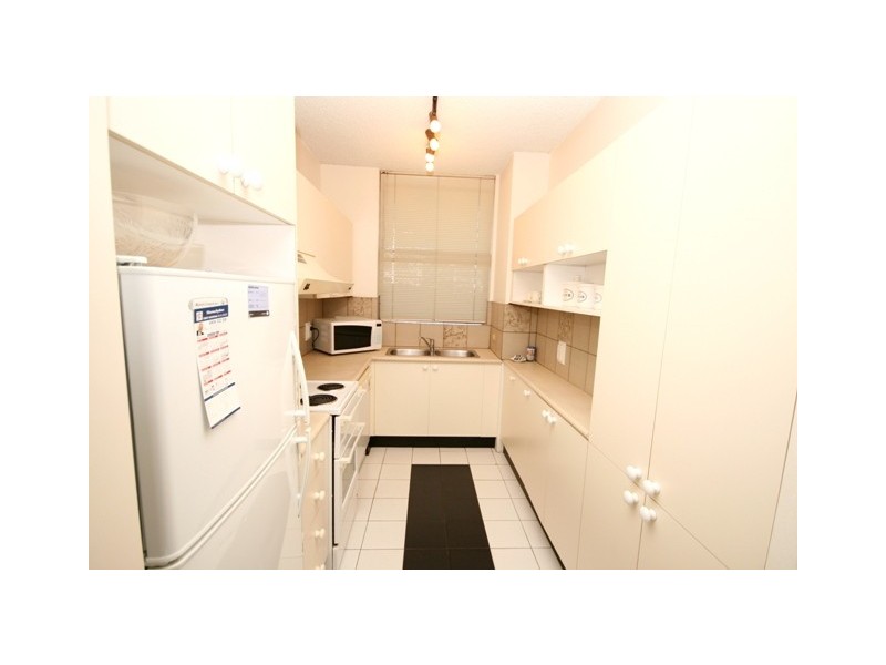 4/10 Boolarong Crescent (Shan Delle), Alexandra Headland QLD 4572