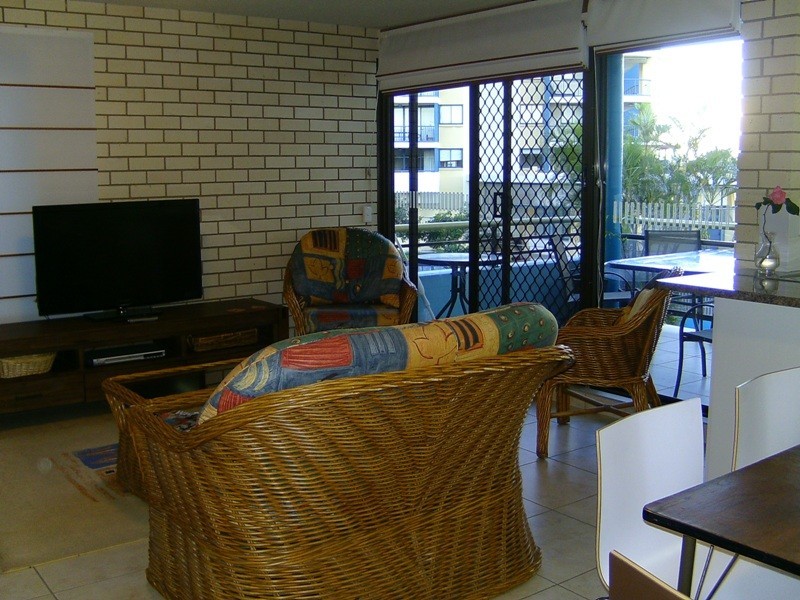 10/115 Alexandra Parade (Surf Chalet), Alexandra Headland QLD 4572