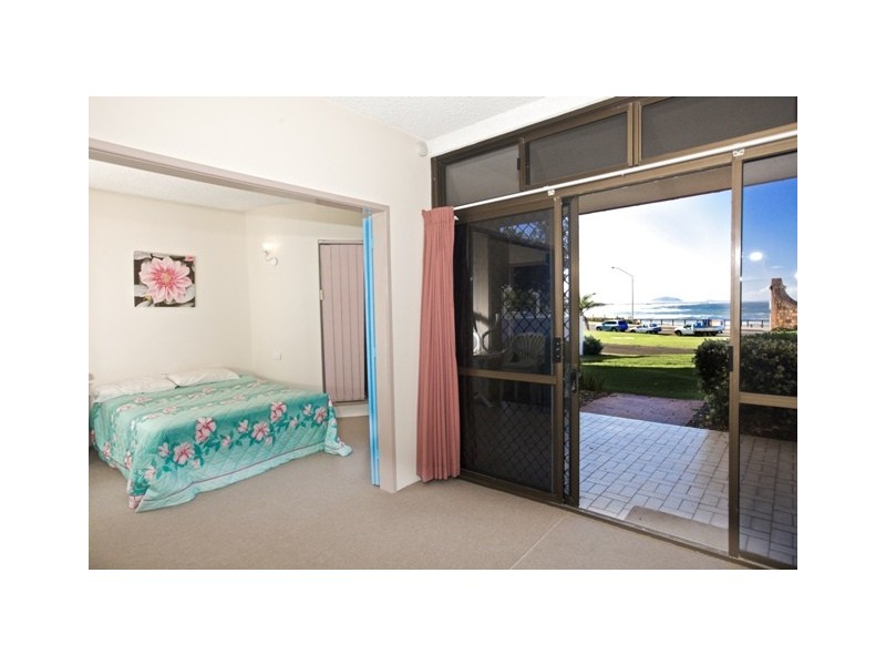 6/10 Boolarong Crescent (Shan Delle), Alexandra Headland QLD 4572