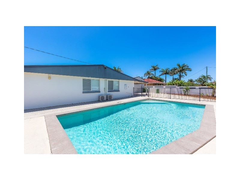 1 Marloo Court, Minyama QLD 4575