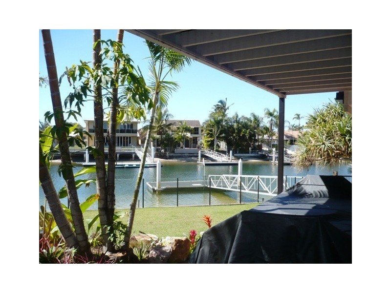 1 Waringa Court, Minyama QLD 4575