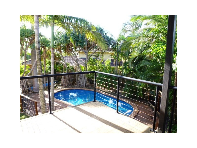 1 Waringa Court, Minyama QLD 4575