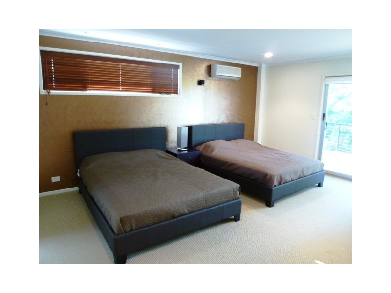 1 Waringa Court, Minyama QLD 4575