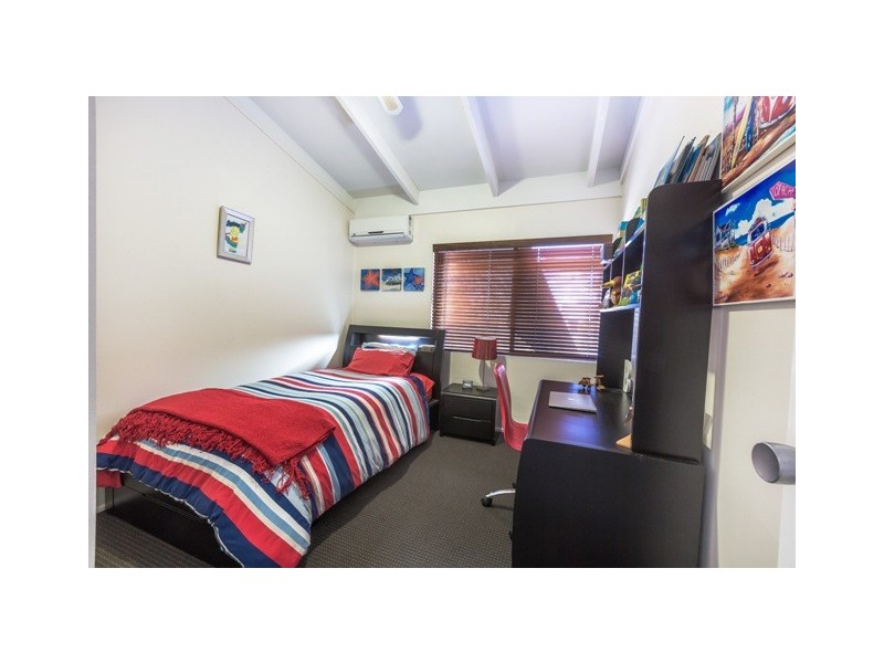 1 Ulaka Court, Mooloolaba QLD 4557