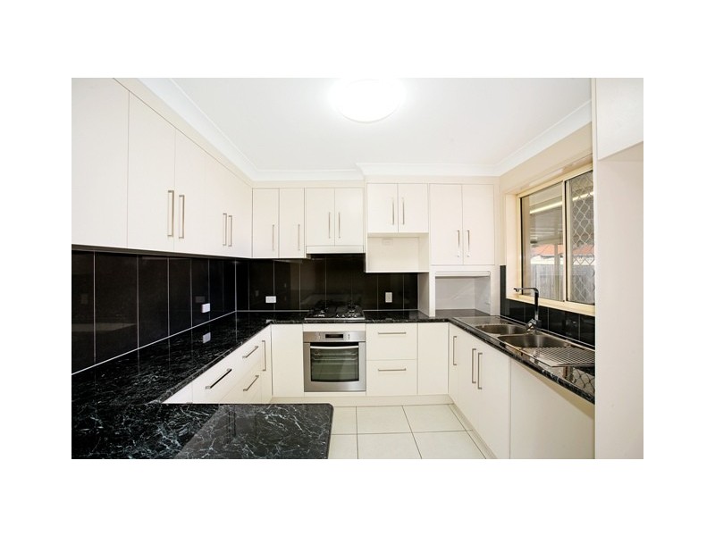 28 Sorbonne Close, Sippy Downs QLD 4556