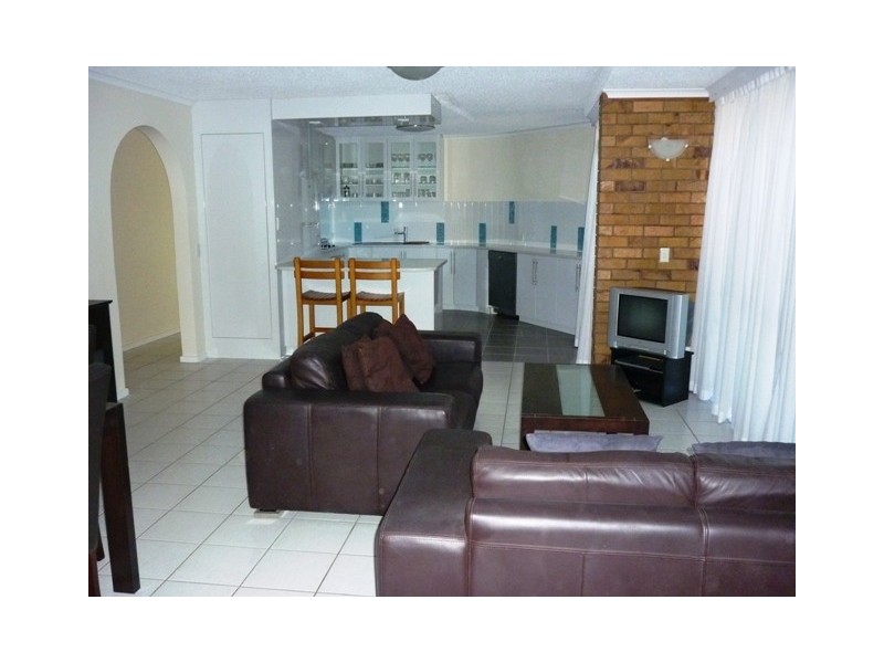 1/50 Parkyn Parade (Jedda), Mooloolaba QLD 4557