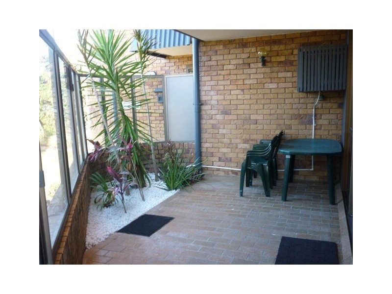 1/50 Parkyn Parade (Jedda), Mooloolaba QLD 4557