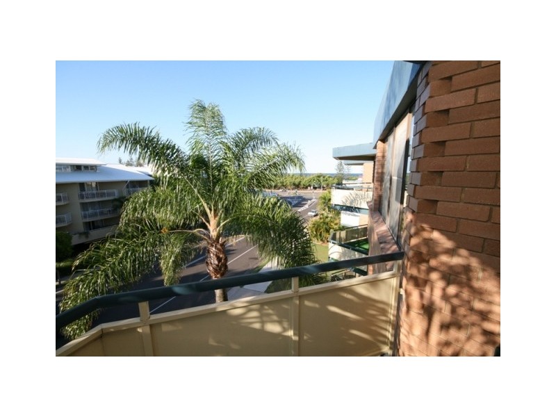 9/4 Pacific Terrace (Tindarra), Alexandra Headland QLD 4572