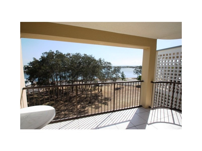 11/95 Parkyn Parade (Beachport), Mooloolaba QLD 4557