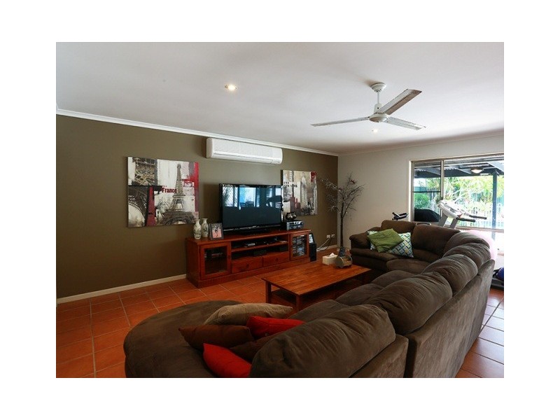 5 Mara Close, Mountain Creek QLD 4557