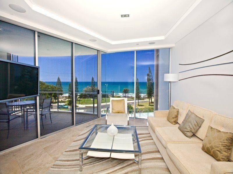 304/101-105 Mooloolaba Esplanade (Oceans), Mooloolaba QLD 4557