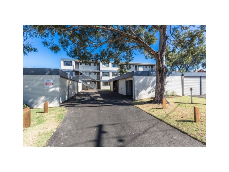 8/11-13 Pangarinda Place, Mooloolaba QLD 4557