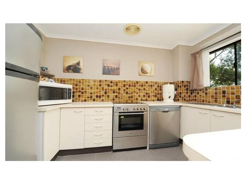 2 / 29 Venning Street (Venning Lodge), Mooloolaba QLD 4557