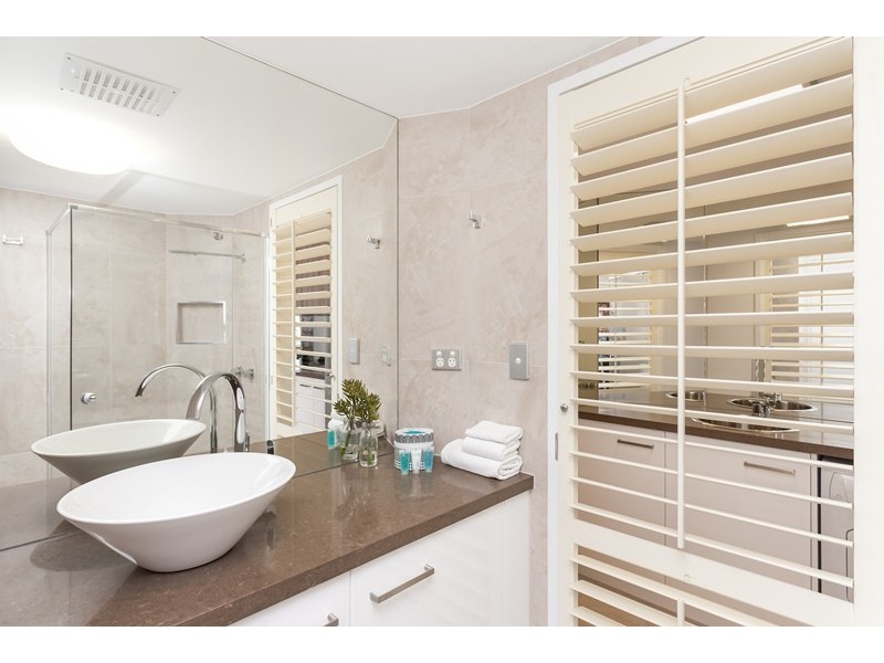 402/3 River Esplanade (Sandcastles), Mooloolaba QLD 4557