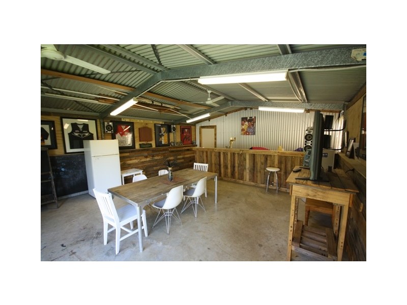 31 Namba Street, Pacific Paradise QLD 4564