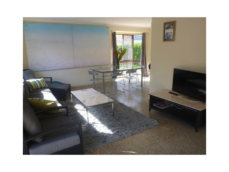 7 Naroo Court, Mooloolaba QLD 4557