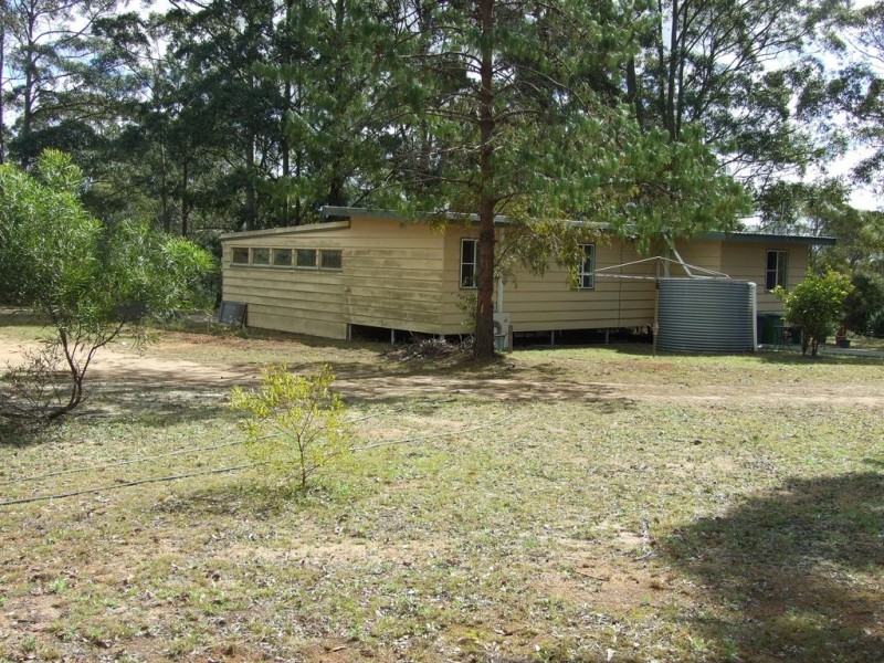 11 Marion Street, Pechey QLD 4352