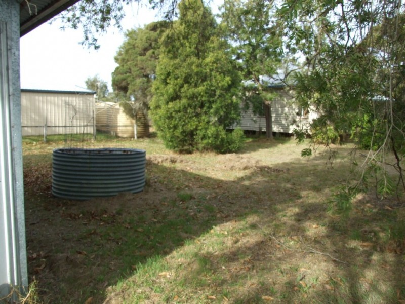 11 Lalor Street, Crows Nest QLD 4355