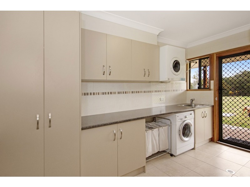 475 Palmtree Road, Ravensbourne QLD 4352