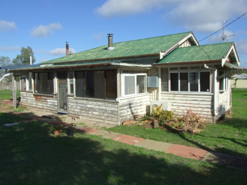 2 Hartwig Street, Goombungee QLD 4354