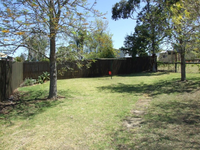 35 Kann Street, Haden QLD 4353