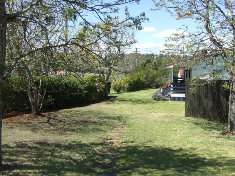 35 Kann Street, Haden QLD 4353