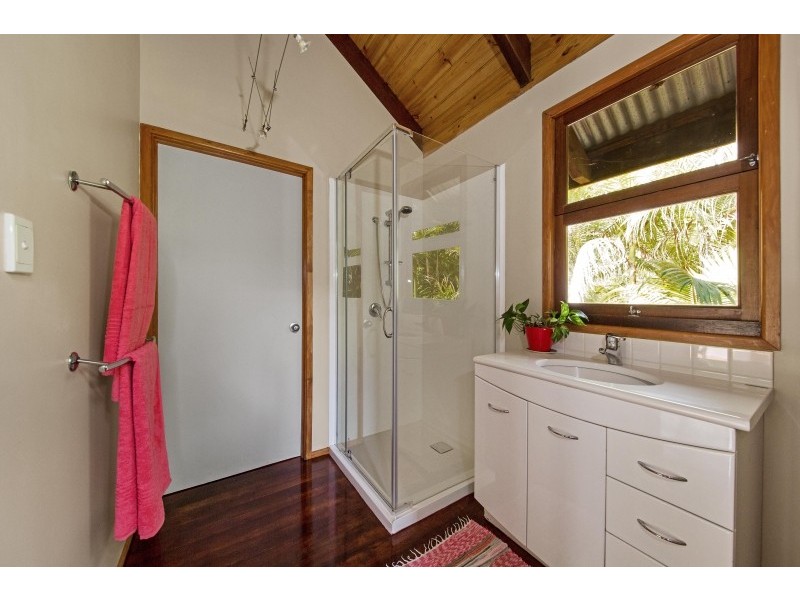 70 Wilkes Road, Hampton QLD 4352